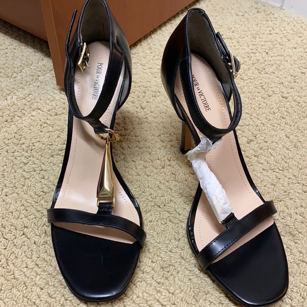 Pour la Victoire high heel shoes
